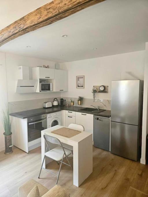 "La Tour", Logement Cosy, Au Calme Vertrieu Esterno foto